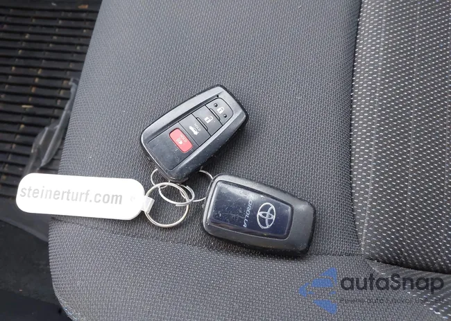 5YFM4MCE8MP091101: 43923680