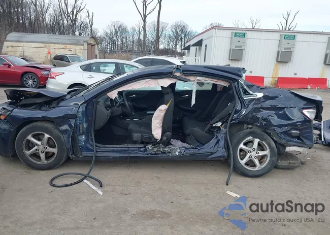 1G1ZB5ST2GF193841: 43923694