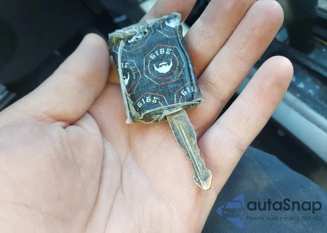 1FAHP33N29W202071: 43923703