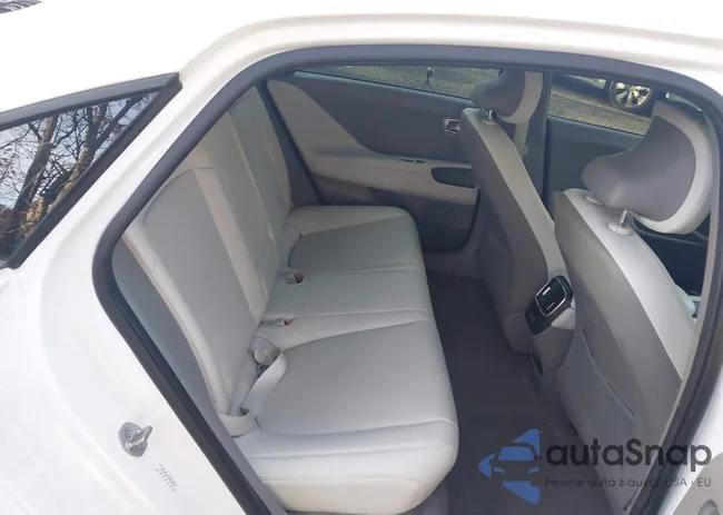 KMHM34AC1PA020086: 43924825