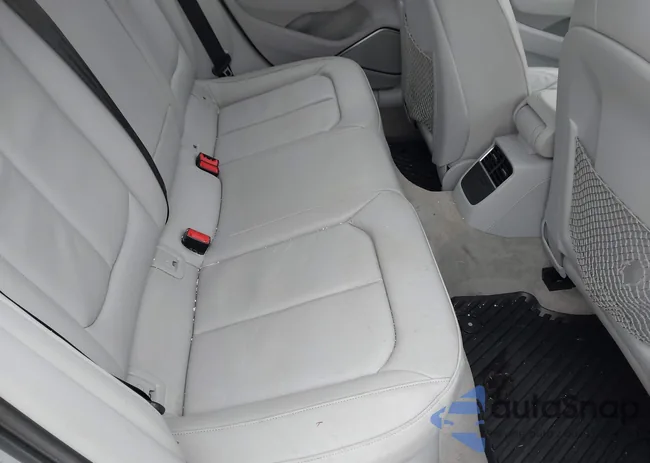 WAUEFHFF6F1021496: 43924843