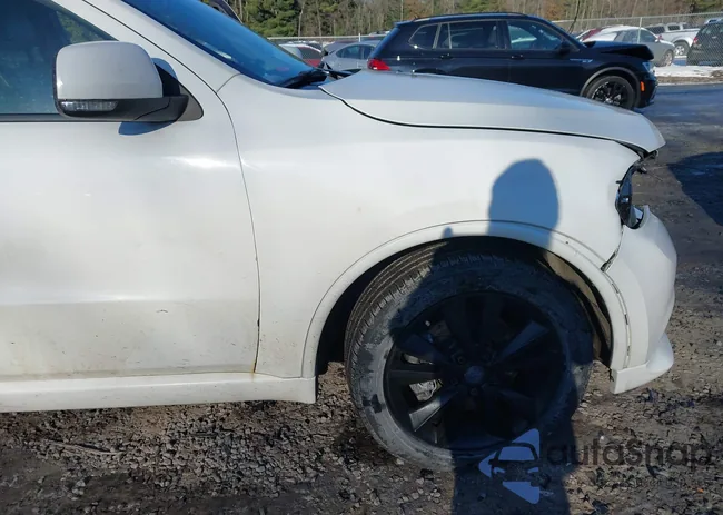 1C4SDJCT2DC665785: 43924852