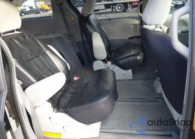 5TDJK3DC1CS042053: 43924856