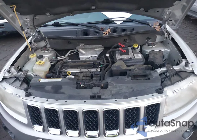 1J4NF1FB1BD135643: 43924962