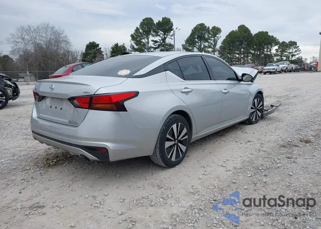 1N4BL4EV8LC126949: 43925079