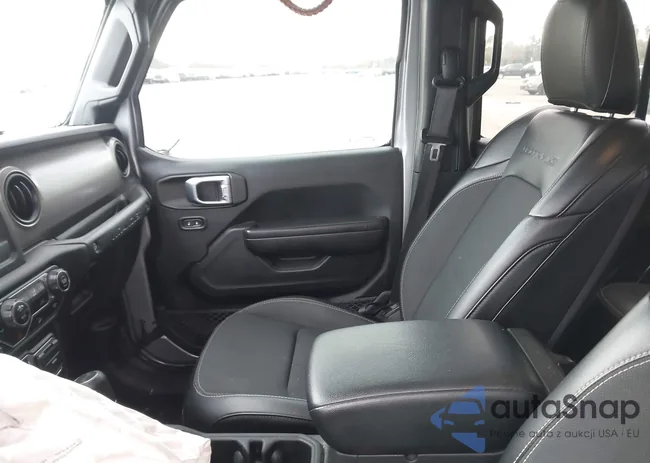 1C4HJXDG8LW274631: 43925179