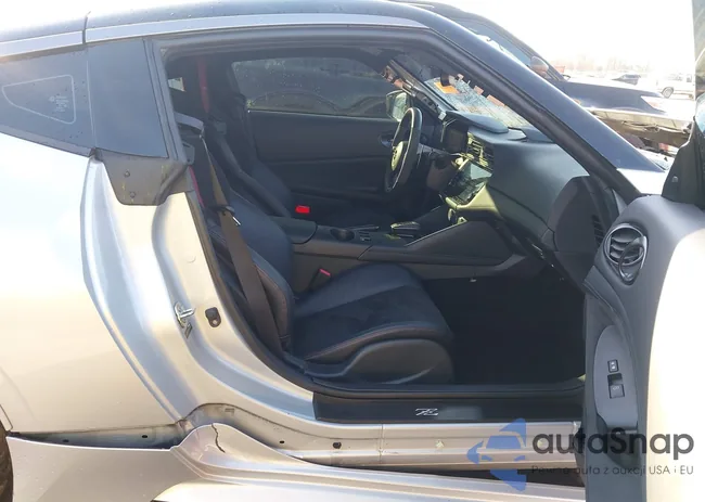 JN1BZ4CH7RM361399: 43925235