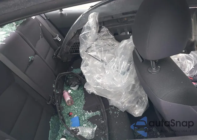 1G1PF5SC4C7330360: 43925273