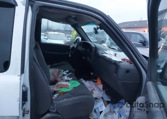 2GCEK19T541110703: 43924402