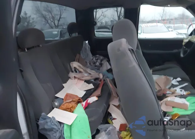 2GCEK19T541110703: 43924402