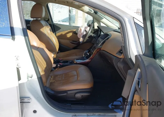 1G4PT5SV9D4152008: 43924539