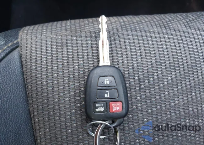 2T1BURHE5JC008328: 43924554