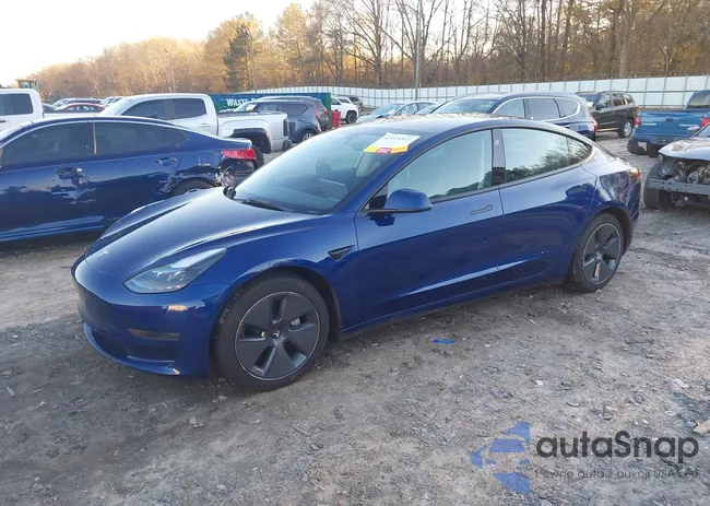 5YJ3E1EA8MF092097: 43924563