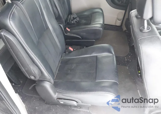 2C4RDGCG8JR238814: 43924573