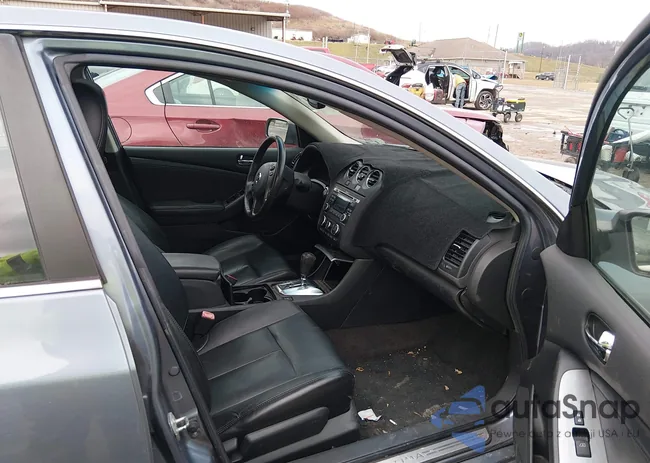 1N4AL2AP2BN426836: 43924574