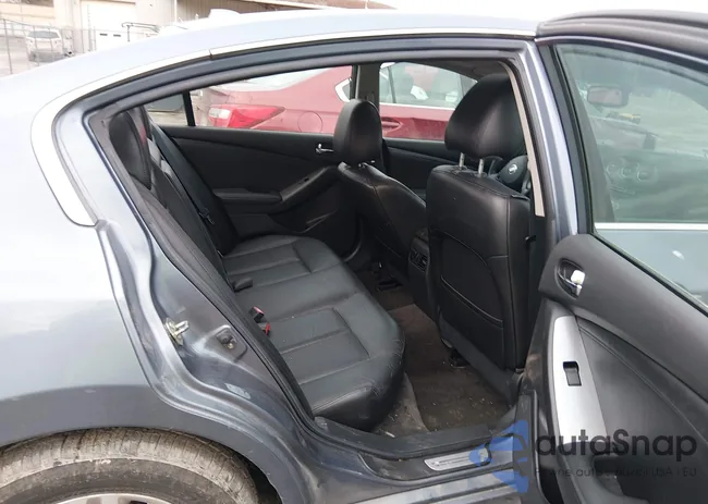 1N4AL2AP2BN426836: 43924574