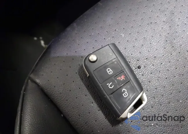 3VV2B7AX3KM072125: 43924626