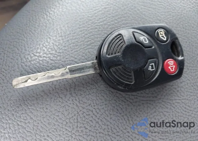 1FTYR2CM4GKA43564: 43924630