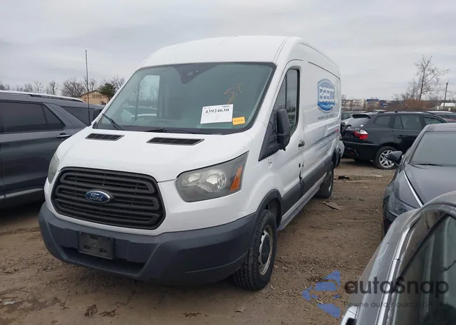 1FTYR2CM4GKA43564: 43924630