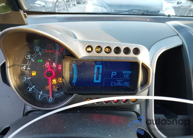 1G1JA6SG5E4158552: 43924683