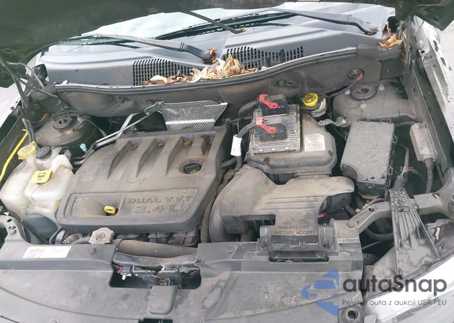 1C4NJCBB6HD103074: 43924695