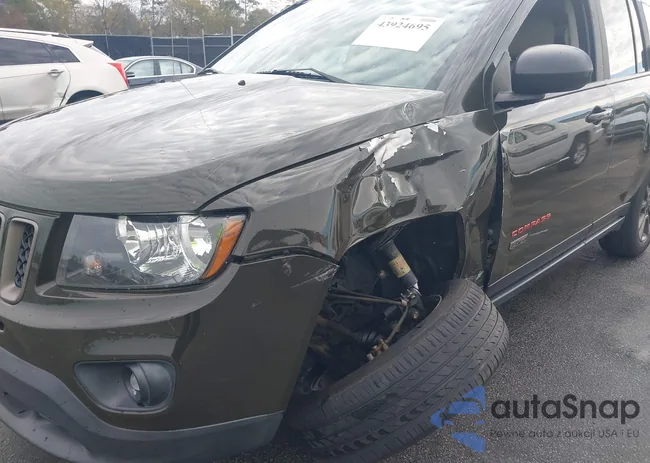 1C4NJCBB6HD103074: 43924695