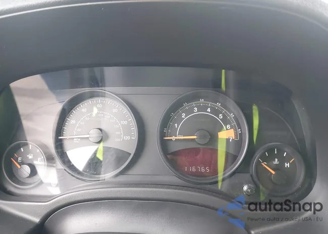 1C4NJCBB6HD103074: 43924695