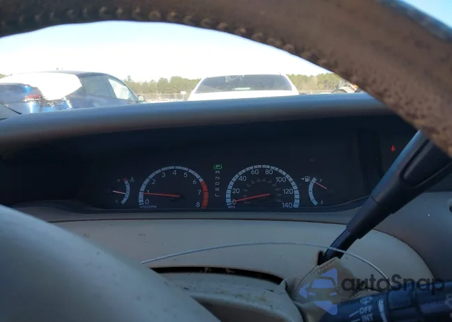 4T1BF28B32U243642: 43924736