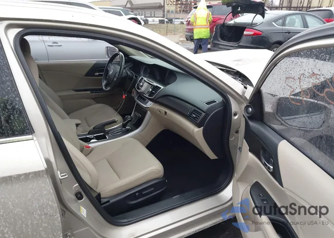 1HGCR3F80EA030474: 43924738