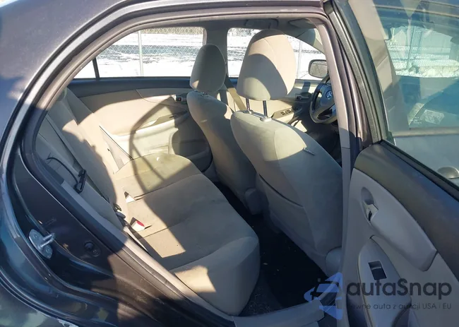 2T1BU4EE3CC782751: 43924751