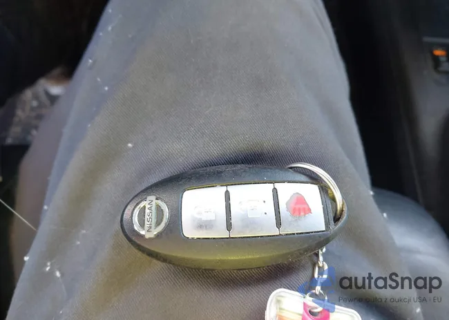 JN8AZ1MW1AW100965: 43925802