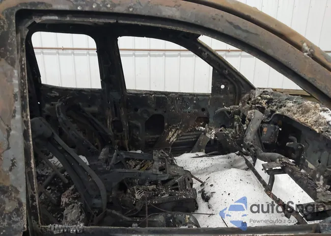 1GCVKREC5FZ147829: 43925976