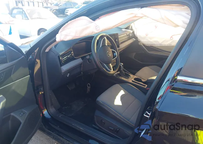 3VW7X7BU9SM086764: 43925979