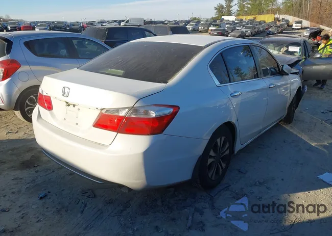 1HGCR2F37DA064411: 43926105