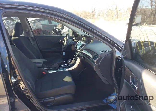 1HGCR2F7XHA229778: 43926140