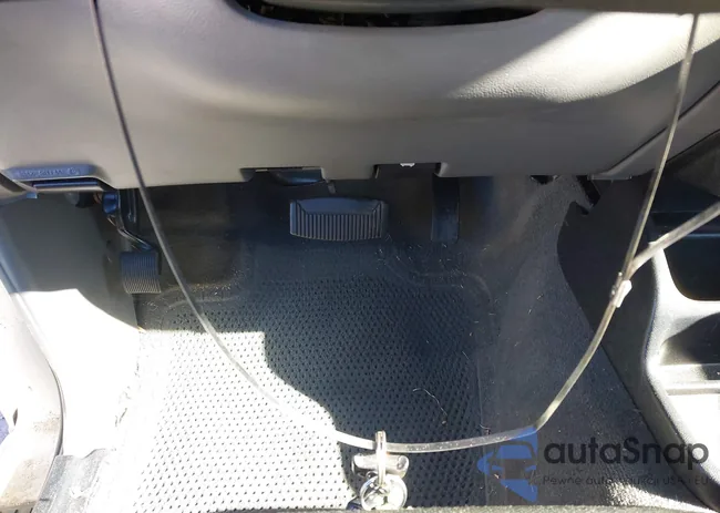 1FTYR10D08PB16125: 43926166