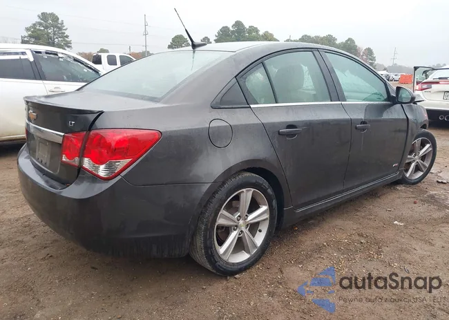 1G1PE5SB1E7372255: 43926322