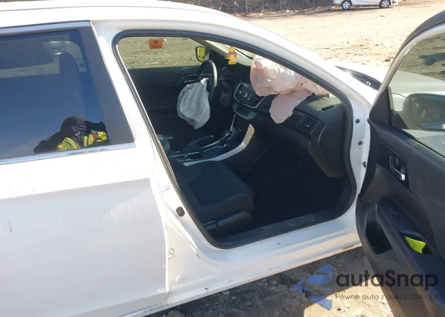 1HGCR2F52FA168390: 43926372