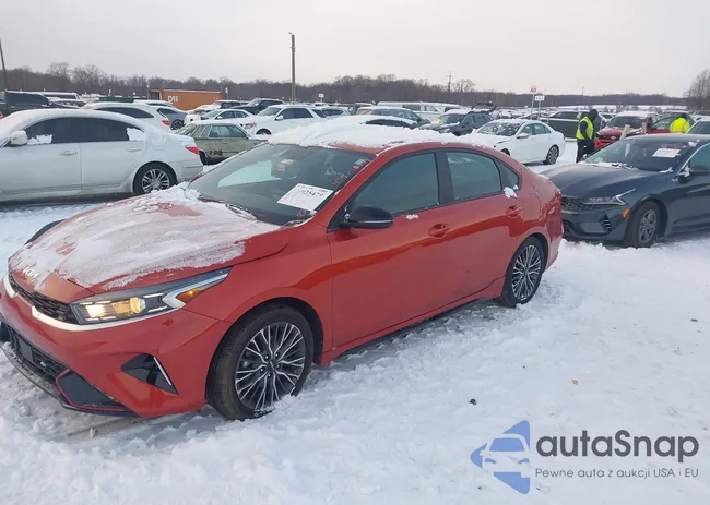 3KPF54AD7RE717424: 43925479