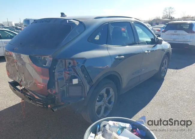 1FMCU9NA2SUA58738: 43925483