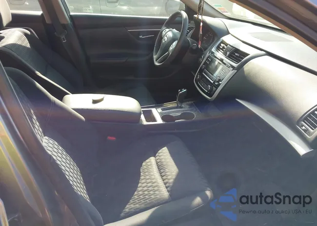 1N4AL3AP9JC279592: 43925545