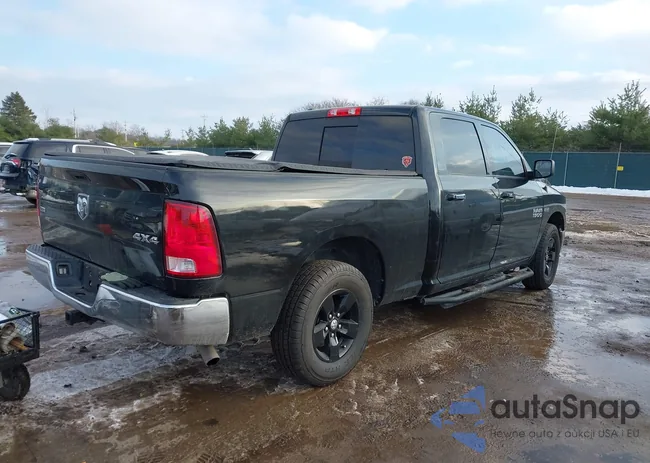 1C6RR7TT2HS787407: 43925579