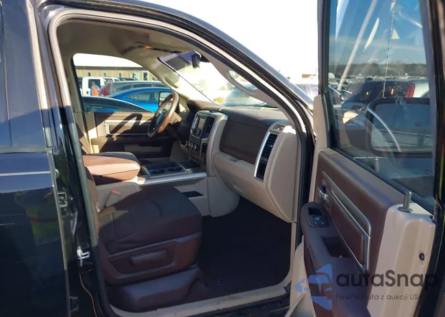 1C6RR6LT1ES149347: 43925585