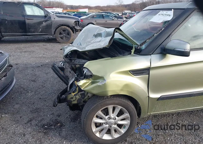 KNDJT2A60C7411033: 43925595