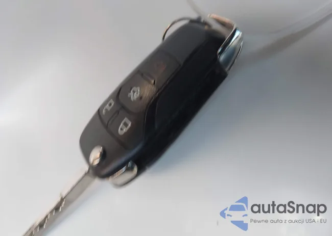 3FA6P0HD0FR300293: 43925637