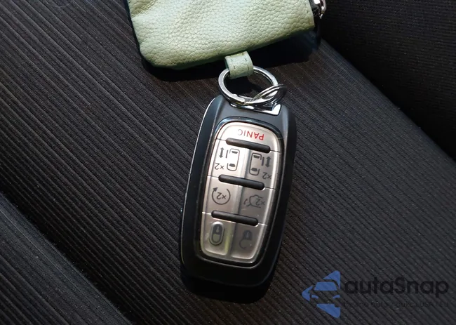 2C4RC1CG1PR613581: 43925674