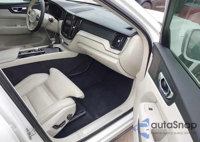 YV4A22RL8M1721753: 43925694