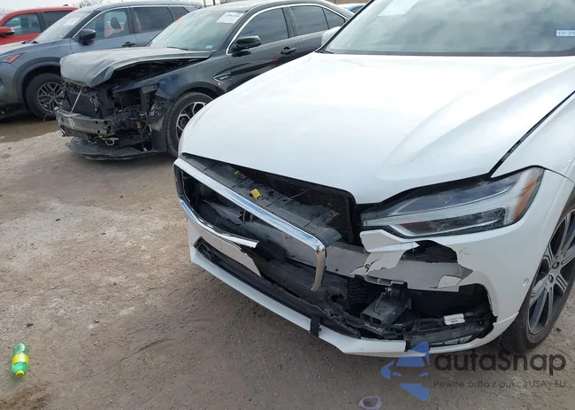 YV4A22RL8M1721753: 43925694