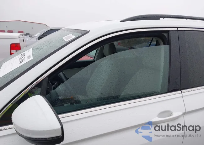 3VV3B7AX5KM180461: 43926796