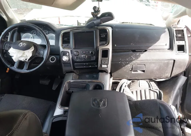 1C6RR6MT1JS143198: 43926800